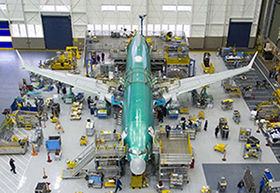 Boeing-737-finishing-work